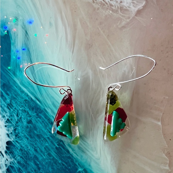 Bonnie’s Bling One Of A Kind Fused Glass Jewelry and Accessories to Wear. - Picture 7 of 15